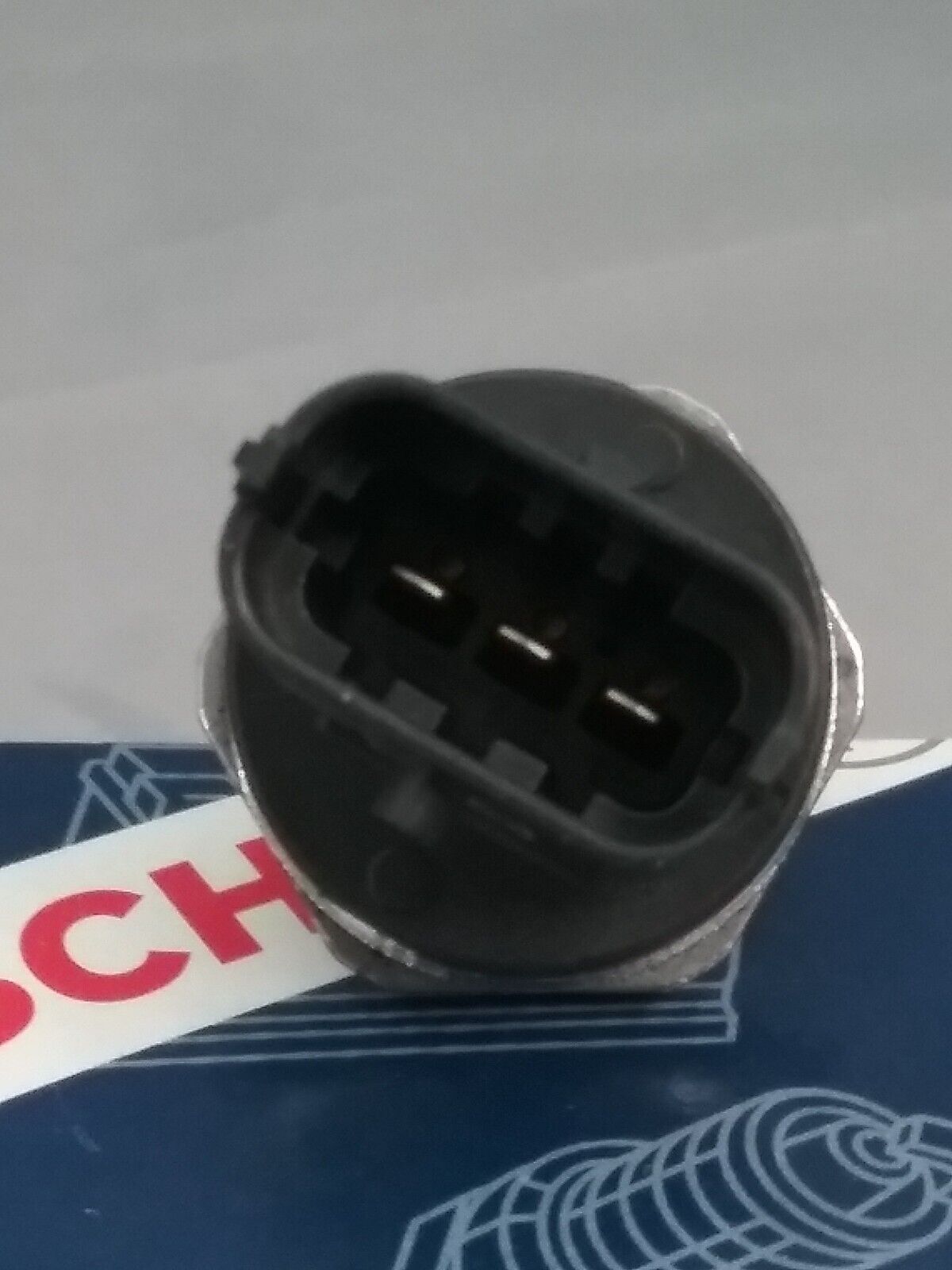 NEW GENUINE BOSCH 0261545038 Fuel Pressure Sensor FORD EDGE ESCAPE EXPLORER