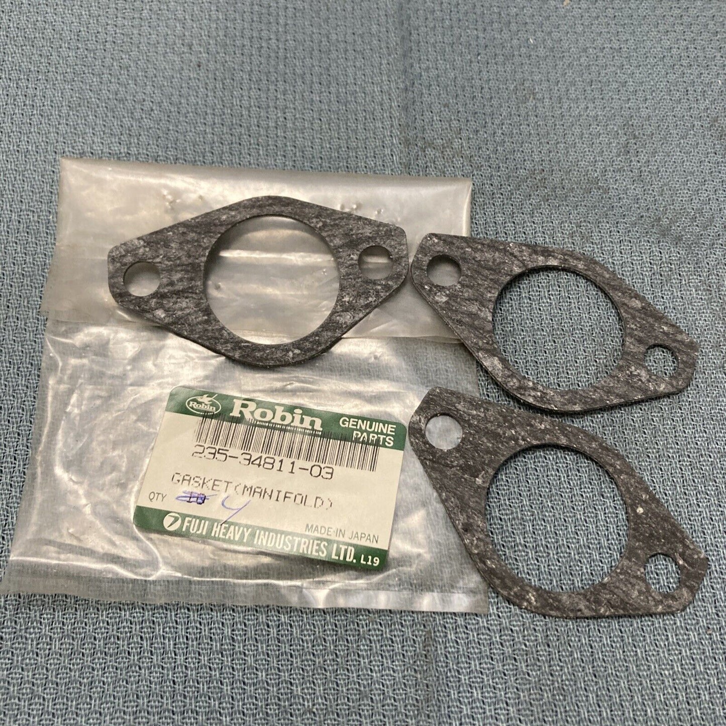 QTY 3 NEW GENUINE ROBIN 235-34811-03 MANIFOLD GASKET