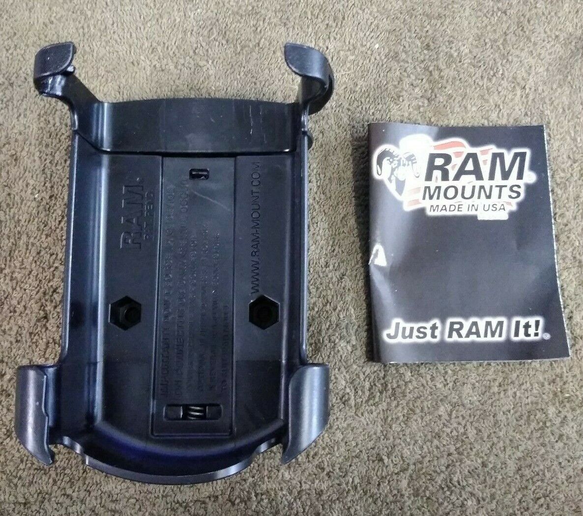 NEW Ram Mounts Universal Spring-Loaded Holders / RMR-BOOK04