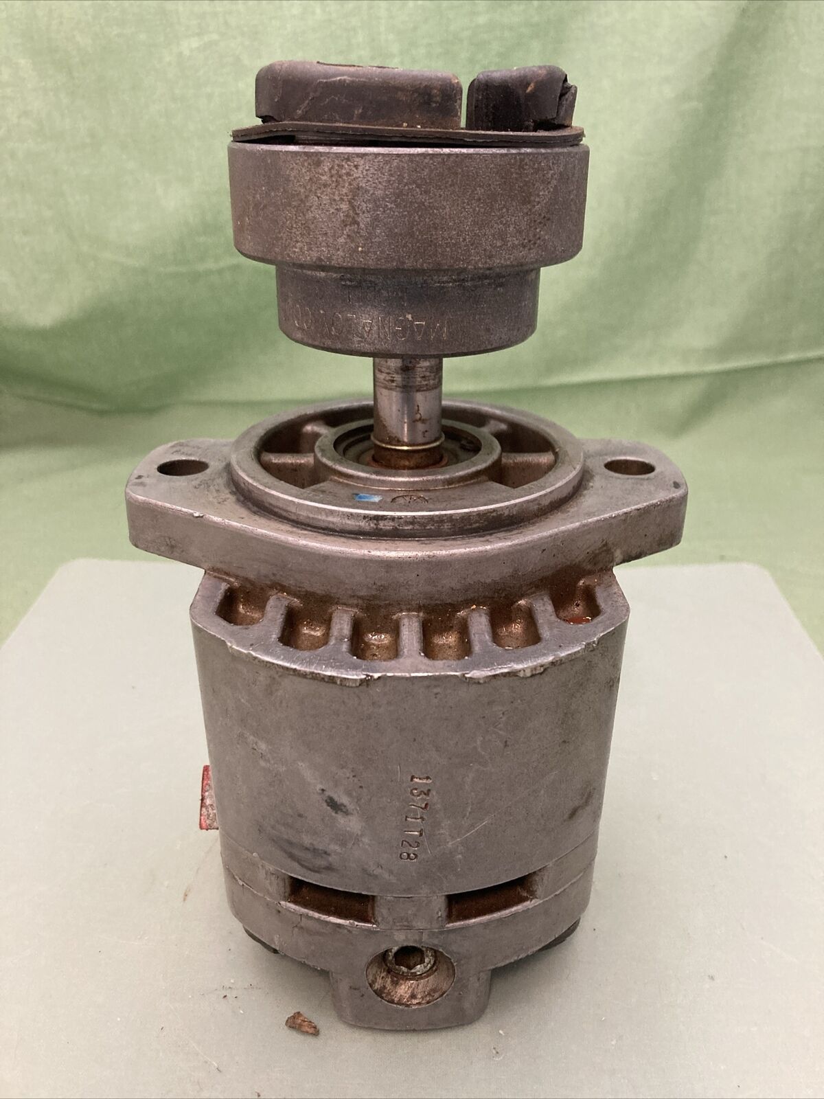 GENUINE REXROTH MC15S10AH73B HYDRAULIC PUMP 2" LONG SHAFT, 0.62" SHAFT DIA.