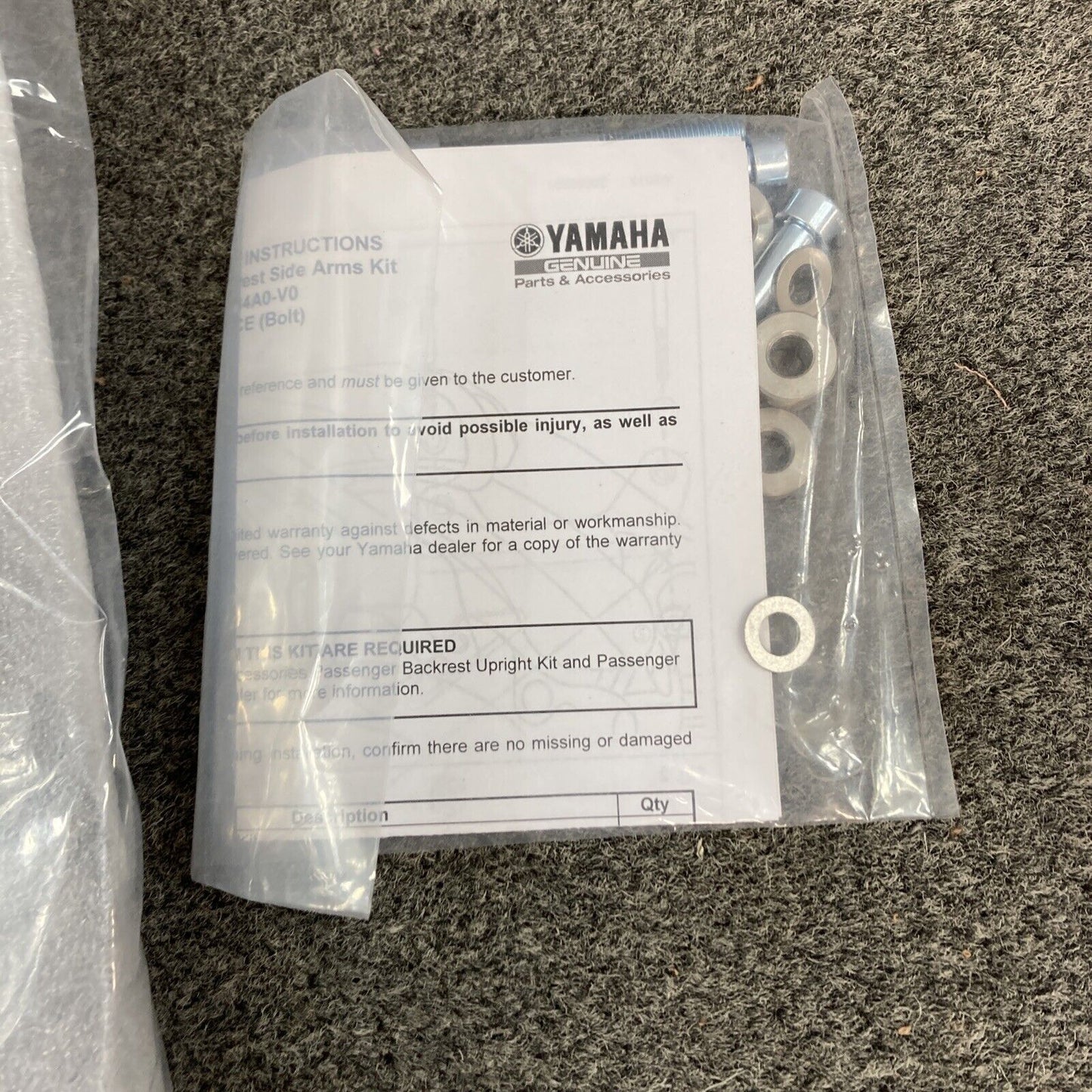 NEW GENIUNE YAMAHA 1TP-F84A0-V0 BACKREST SIDEARMS KIT