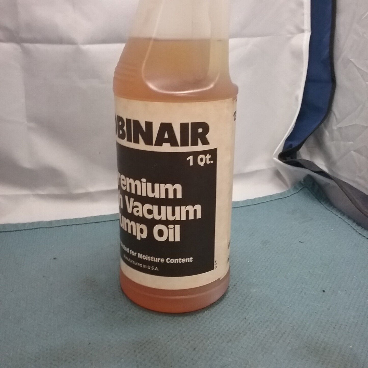 NEW ROBINAIR 13203 PREMIUM HIGH VACUUM PUMP OIL