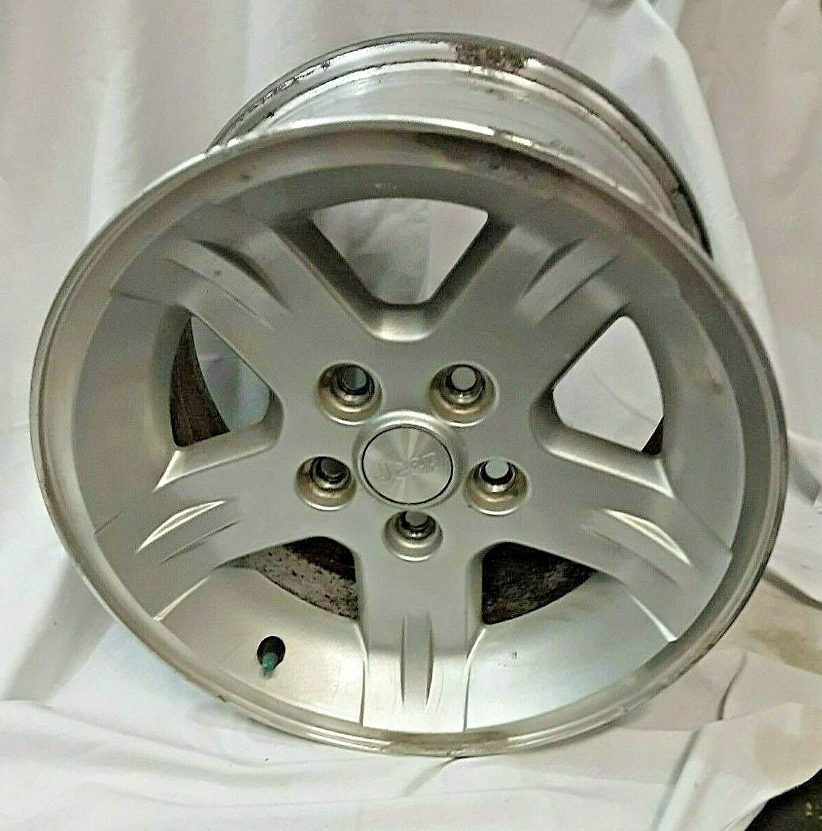 2004 -05 -06 Jeep Wrangler 15x8 Silver Original Factory Wheel Rim