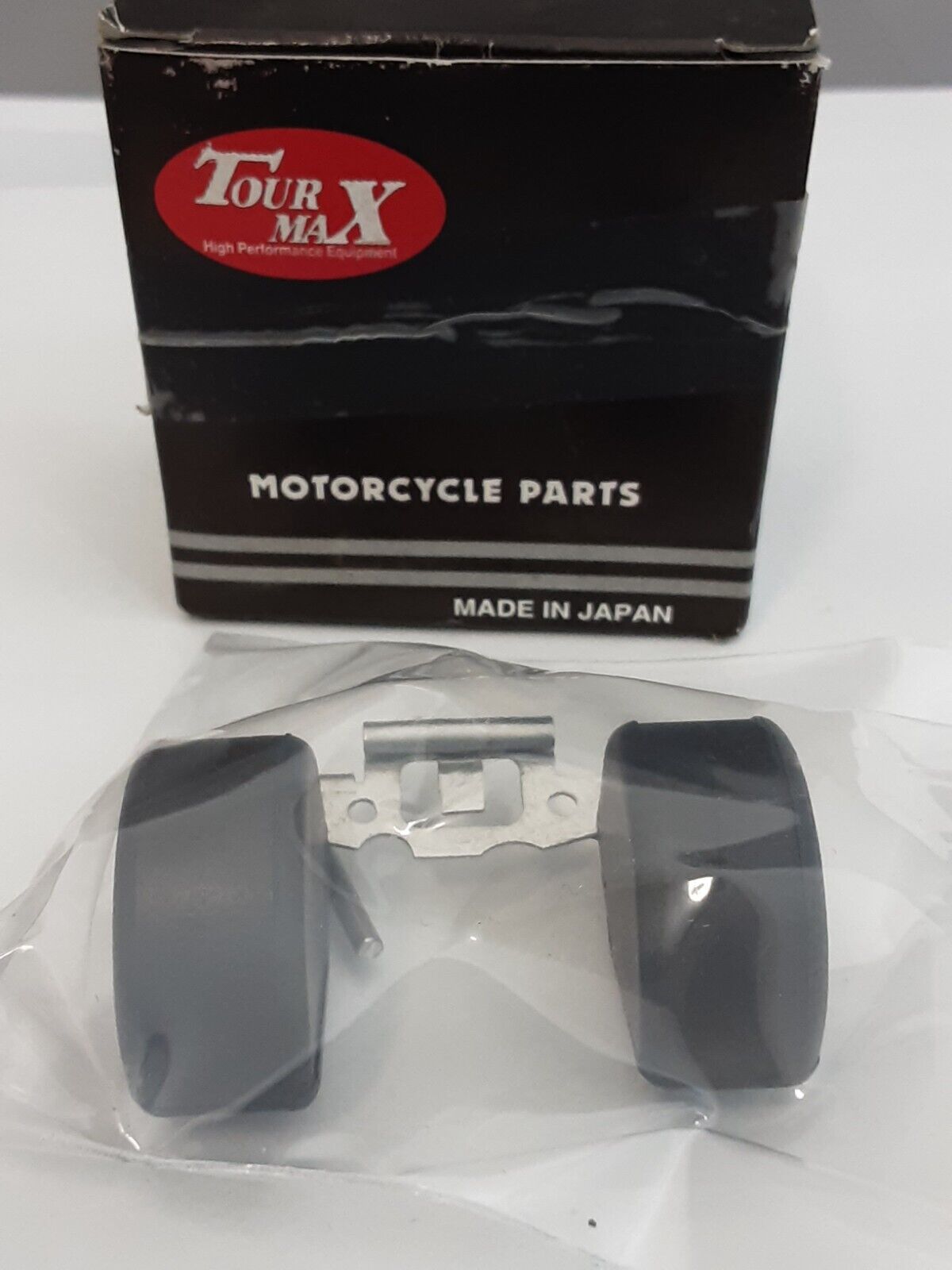 NEW YAMAHA 21V-14185-00 FLOAT Tri-Moto YTM200 YTM225 MOTO-4 YFM200 BREEZE YFA1