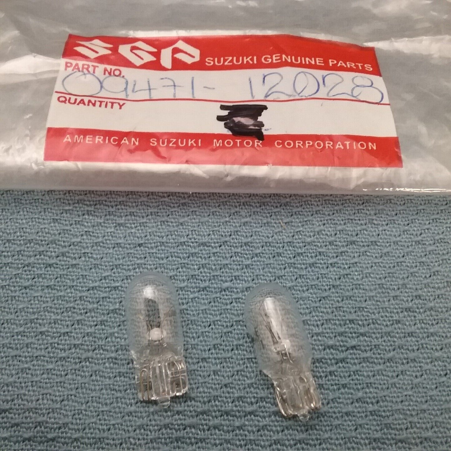 QTY 2 NEW GENUINE SUZUKI , 09471-12028, BULB (12V, 3.4W), 1980-2019