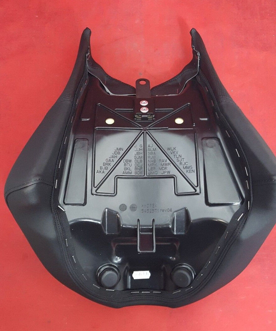 NEW Victory Motorcycle Reduced Reach Seat, Octane, BLACK 2880252