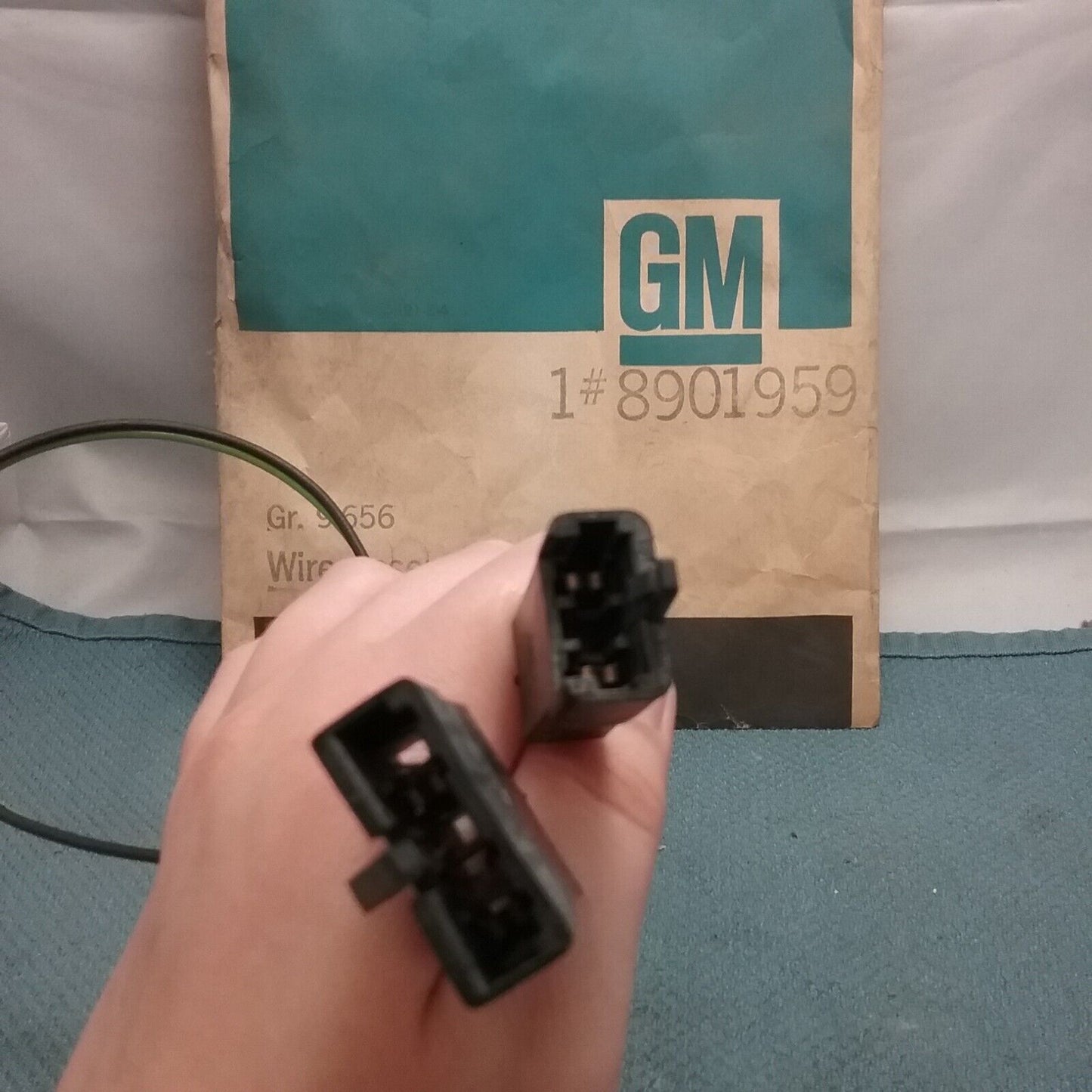 NEW GENUINE GM 8901959 WIRE ASSEMBLY