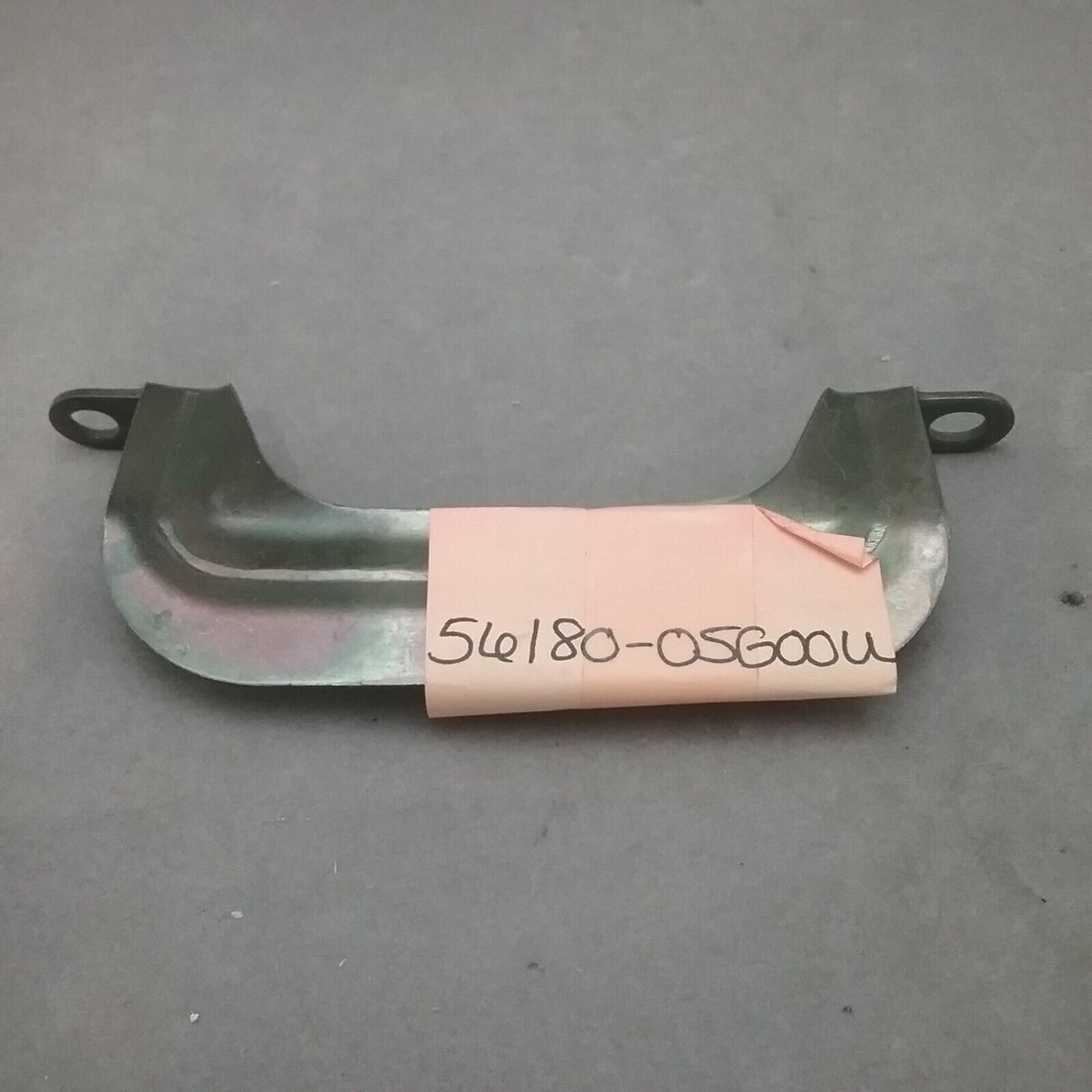 SUZUKI 56180-05G00 HEAD COVER BRACKET 2002-2014