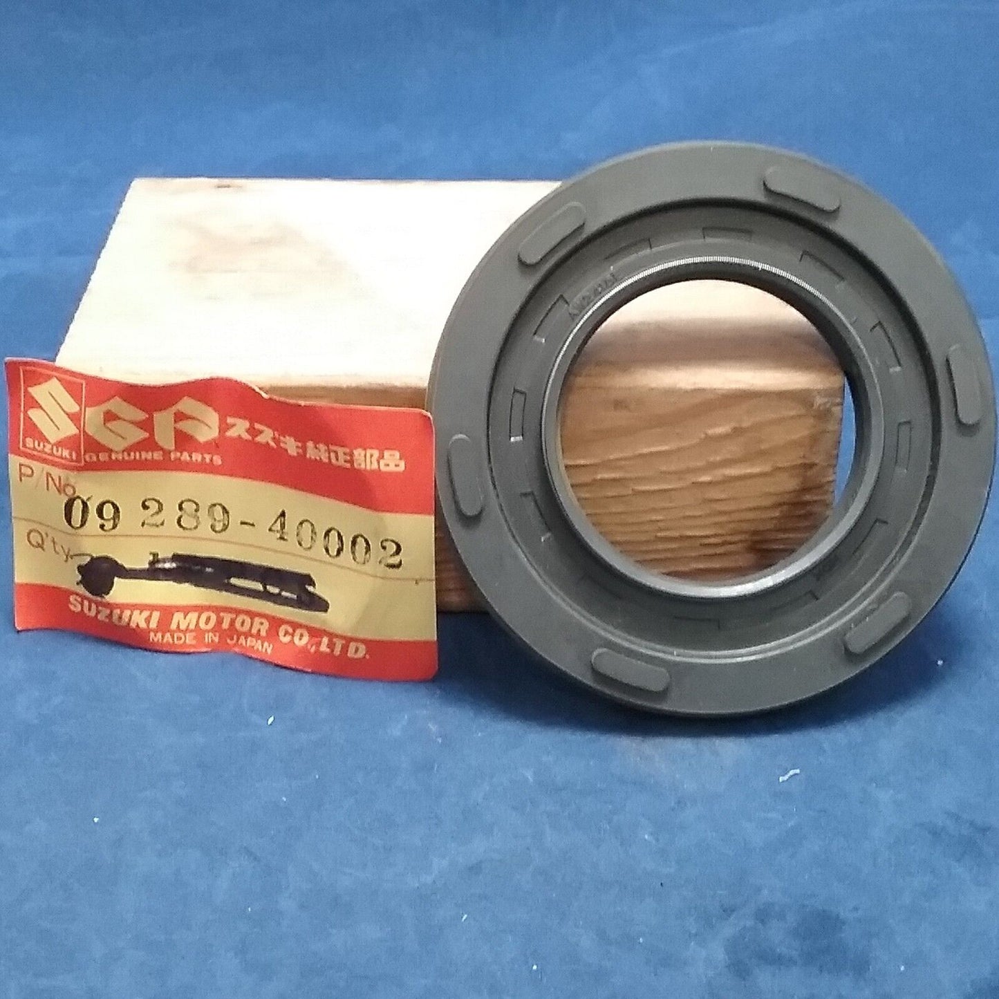 NEW GENUINE SUZUKI SUZUKI 09289-40002 OIL SEAL, PISTON CRANKSHAFT TC185