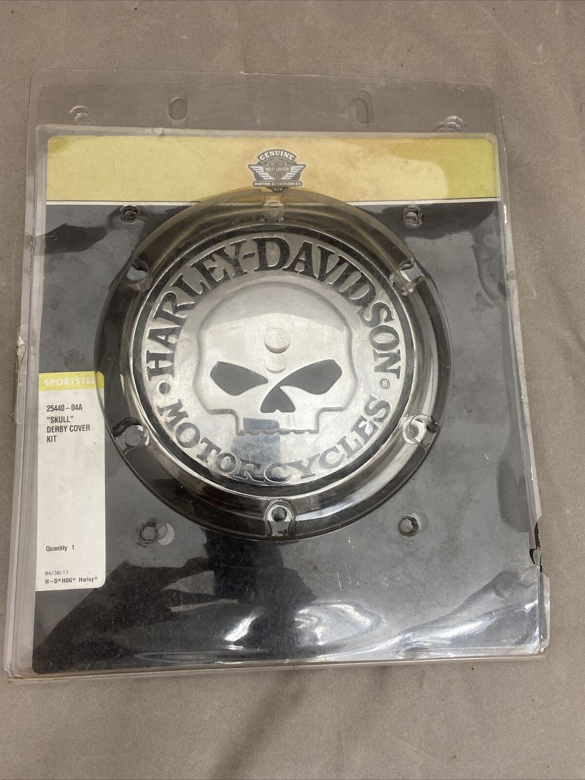 Used Excellent Condition Genuine Harley Davidson SKULL DERBY COVER 25440-04A