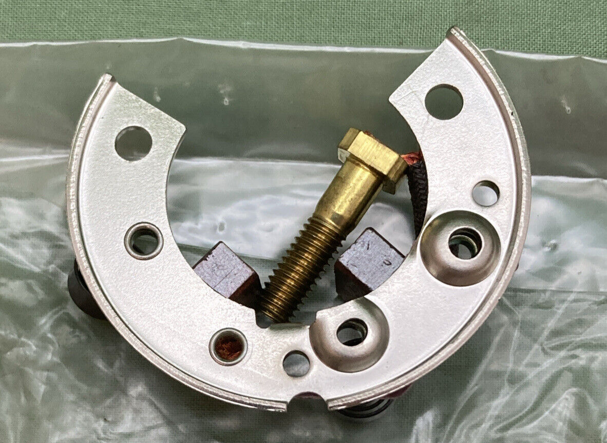 NEW GENUINE TELEDYNE TOTAL POWER 235-70530-08 BRUSH HOLDER