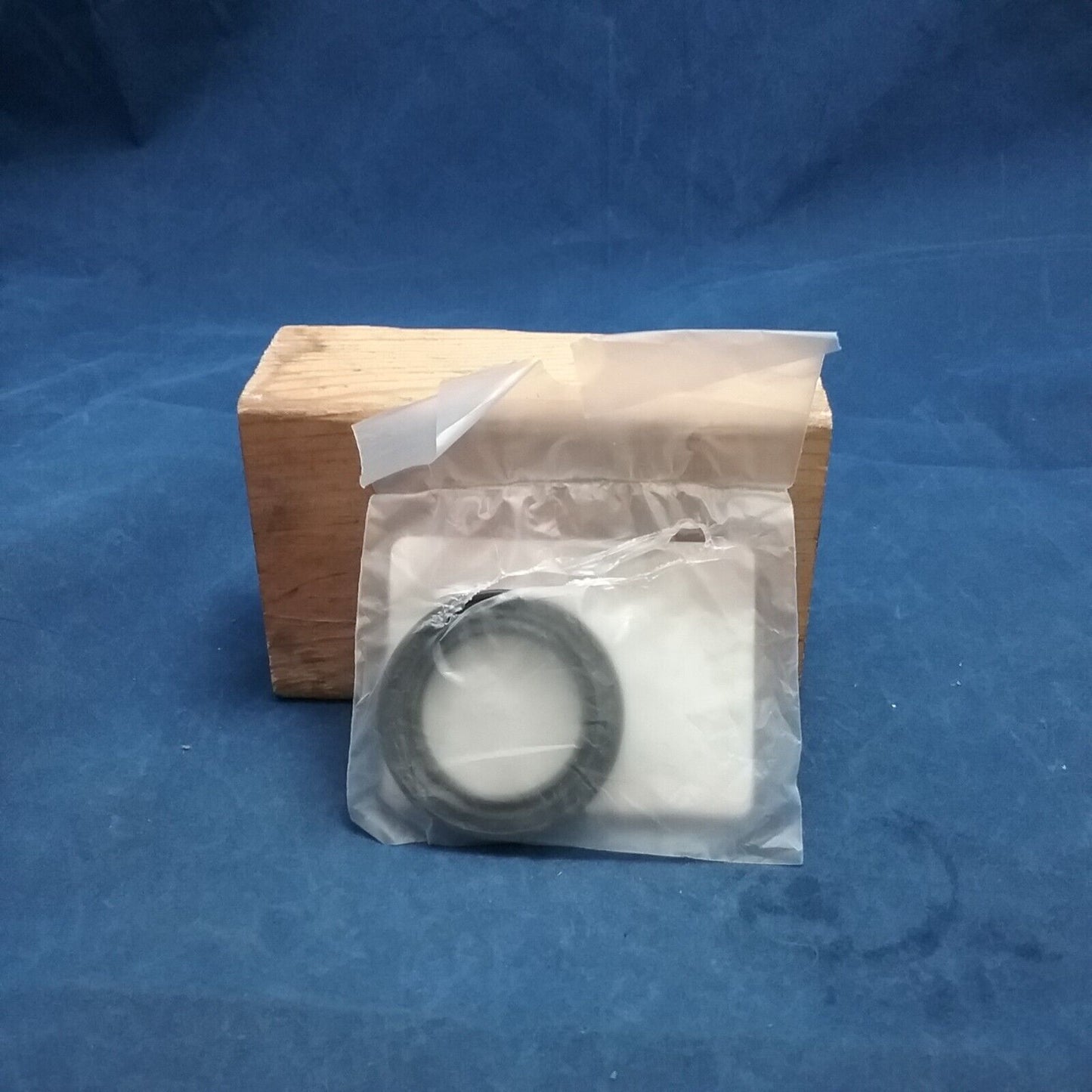 NEW GENUINE SUZUKI 09283-29003 OIL SEAL 29X42X6 TRANSMISSION LT185 ALT185