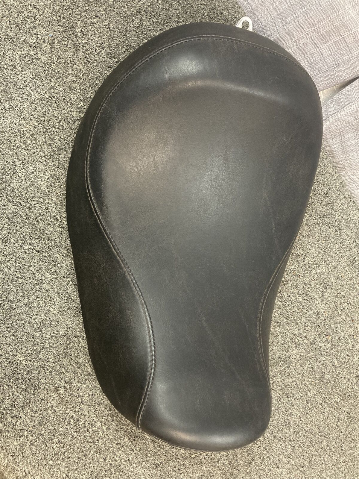 GENUINE HARLEY DAVIDSON 046826 SOLO SEAT 22531 BLACK RDW-92/61-0067