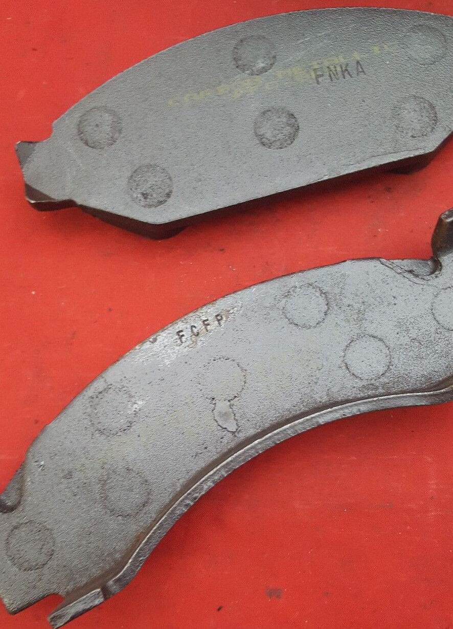 NEW PERFORMANCE FRICTION 0504 Carbon Metallic Disc Brake Pads. Front