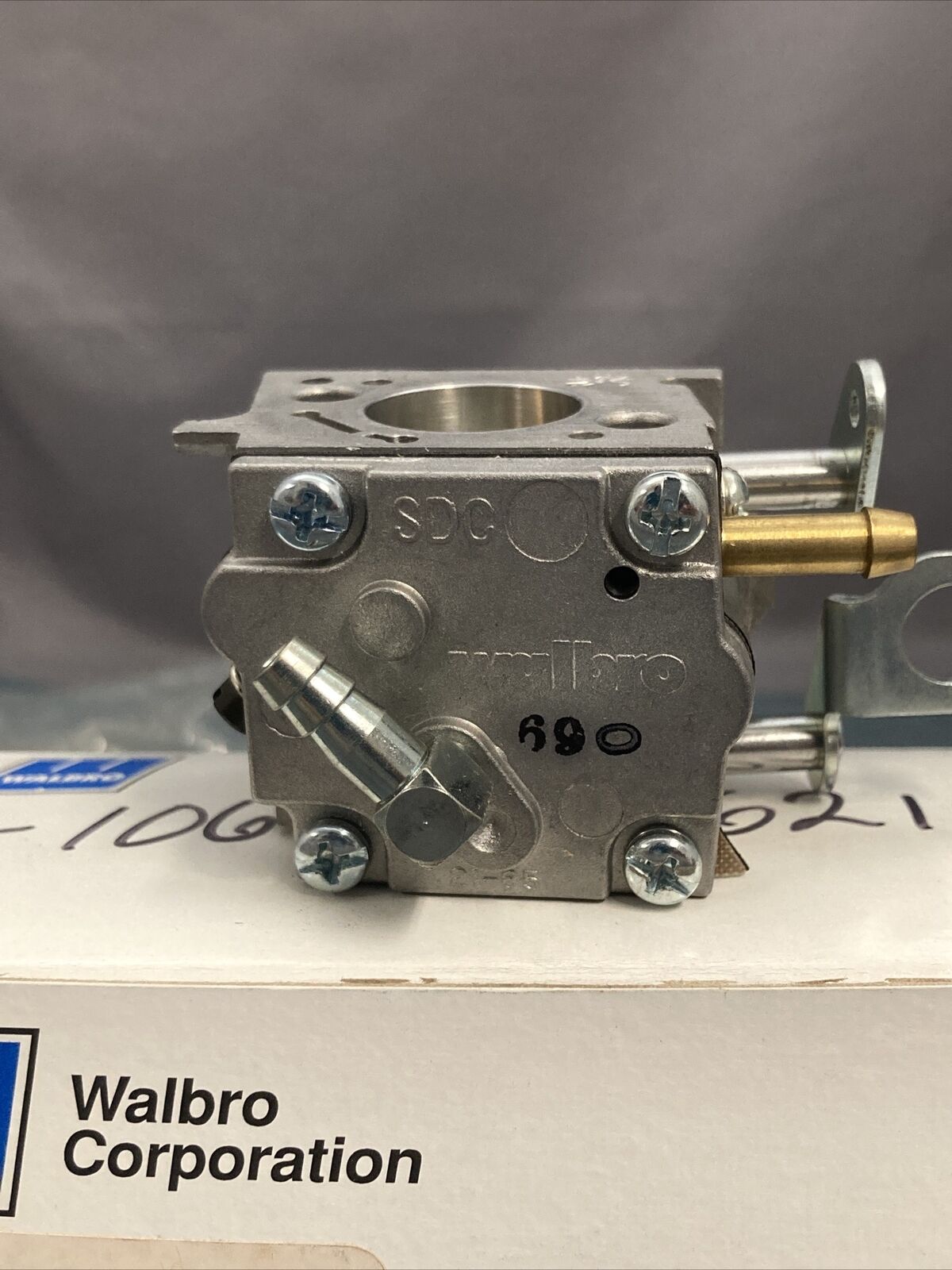 NEW GENUINE WALBRO SDC-86-1 CARBURETOR