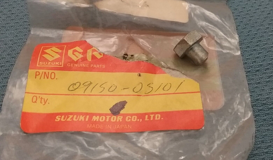NEW SUZUKI 09150-05101 NUT, FENDER 1968-2021