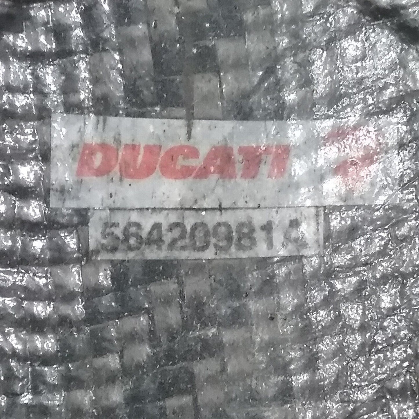 GENUINE DUCATI 564.2.098.1A Front Mudguard Carbon Superbike 1199 Panigale 2012