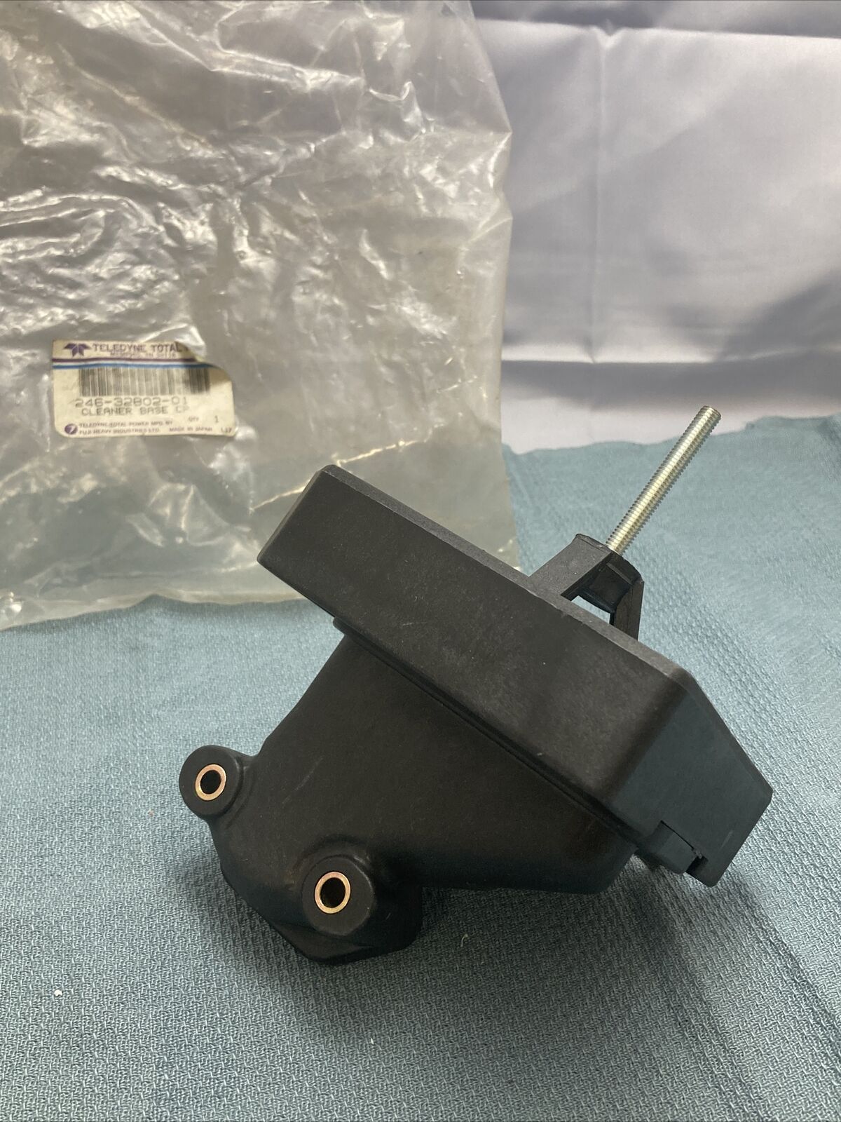 NEW GENUINE TELEDYNE TOTAL POWER 246-32802-01 AIR CLEANER BASE