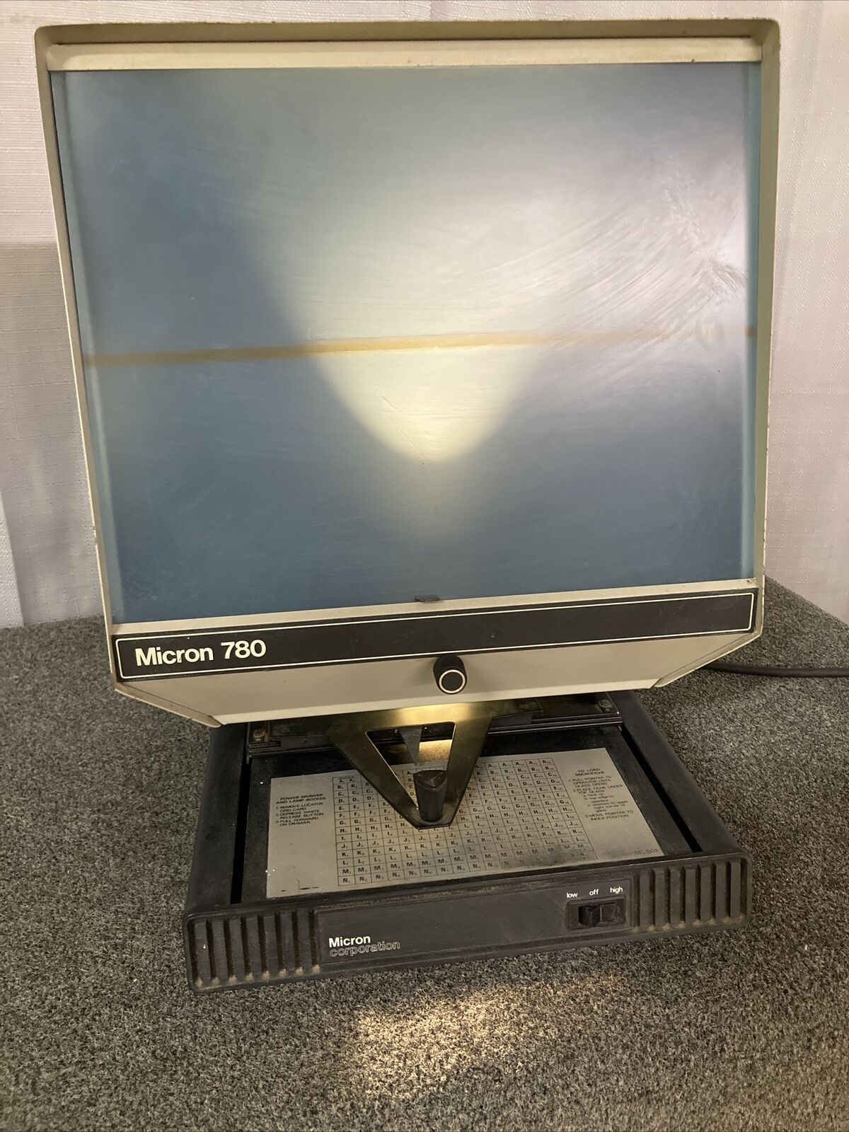 MICRON 780 MICROFICHE READER