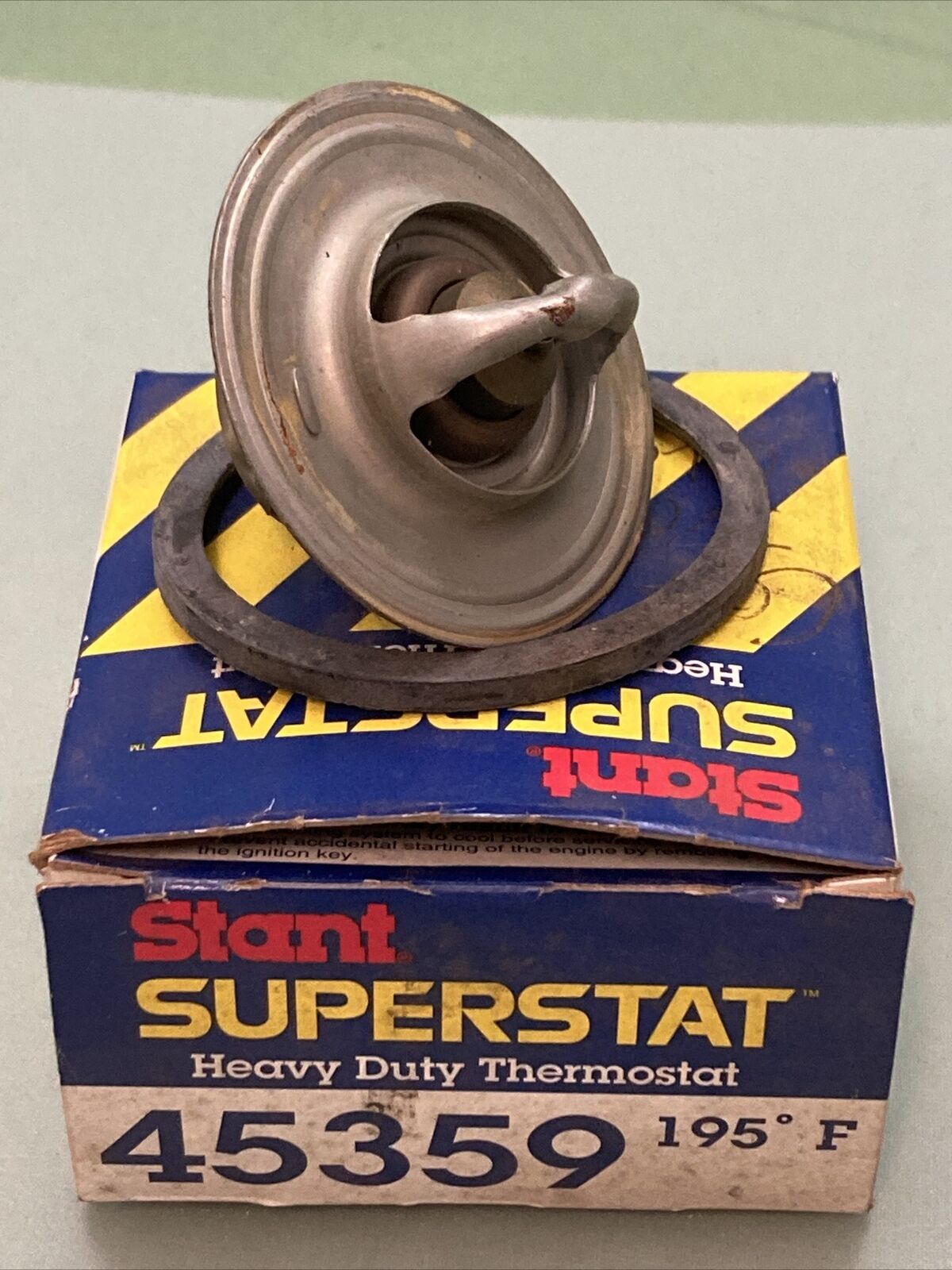 NEW GENUINE STANT SUPERSTAT 45359 HEAVY DUTY THERMOSTAT 195 DEGREES