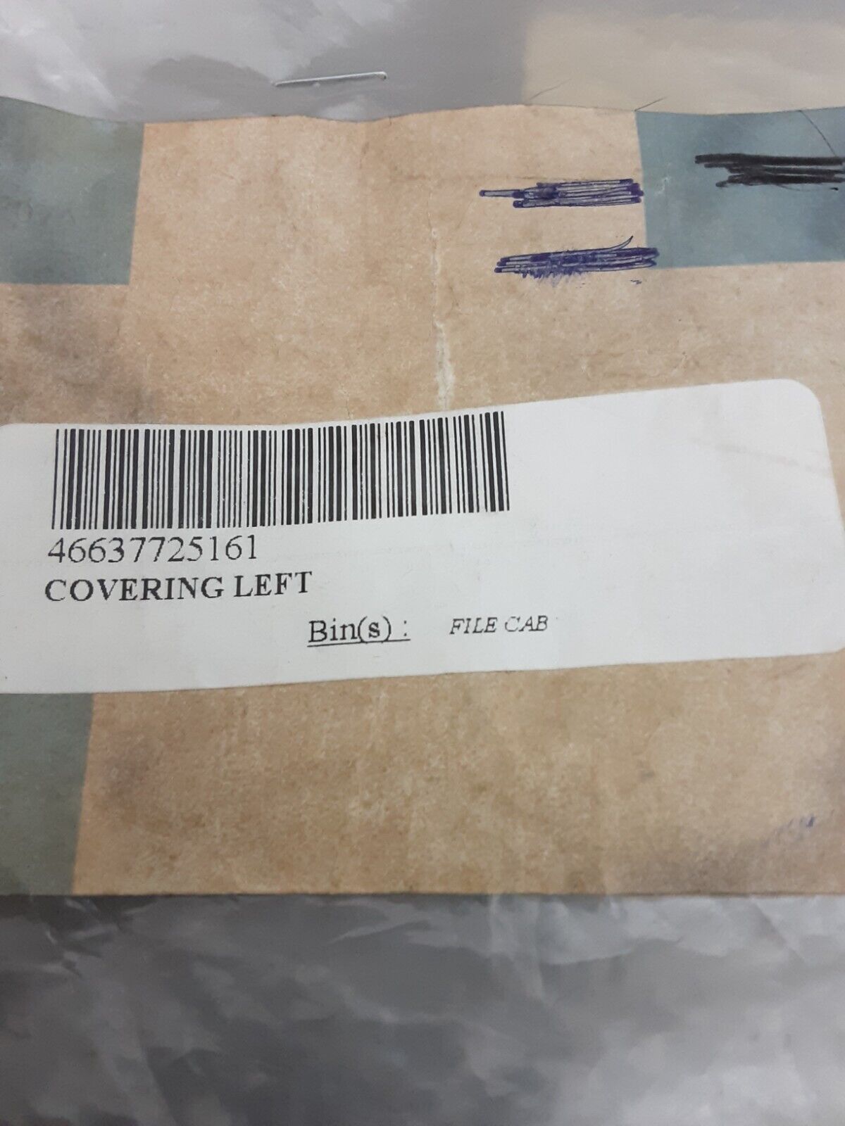 NEW GENUINE BMW 46637725161 COVERING LEFT WINDSHIELD/ MOUNT