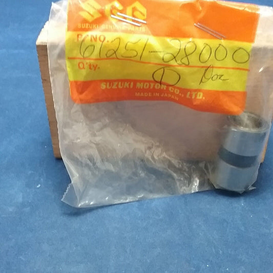 NEW GENUINE SUZUKI 61251-28000 SPACER, ARM PIVOT REAR SWINGING ARM TM400