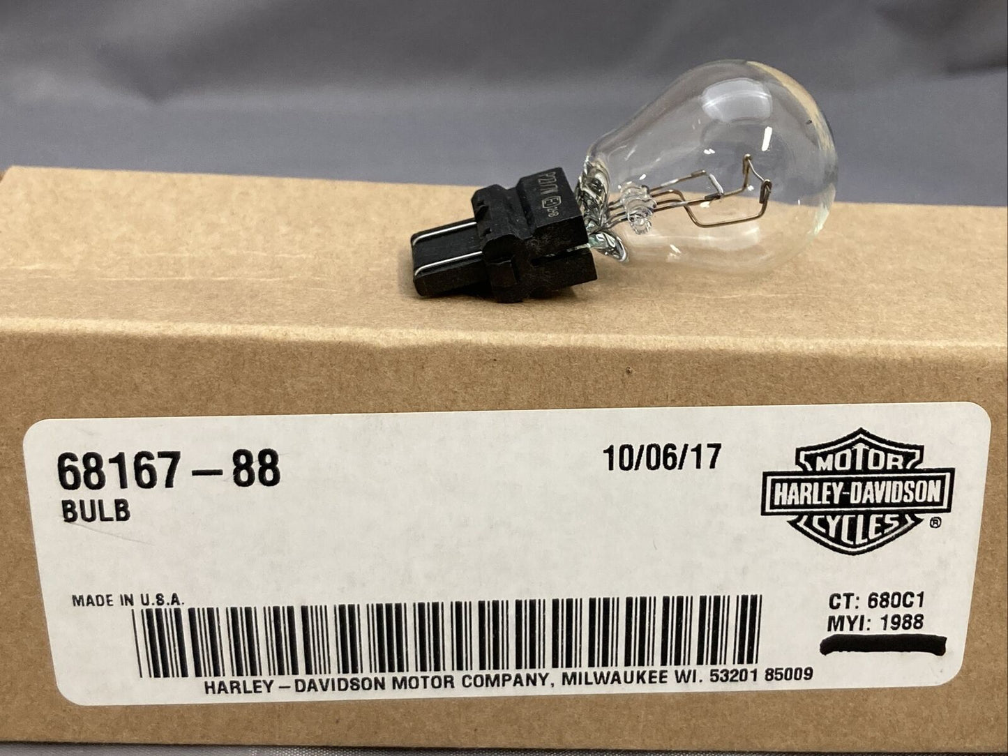 NEW GENUINE HARLEY DAVIDSON 68167-88 BULB,WEDGE BASE,3157K