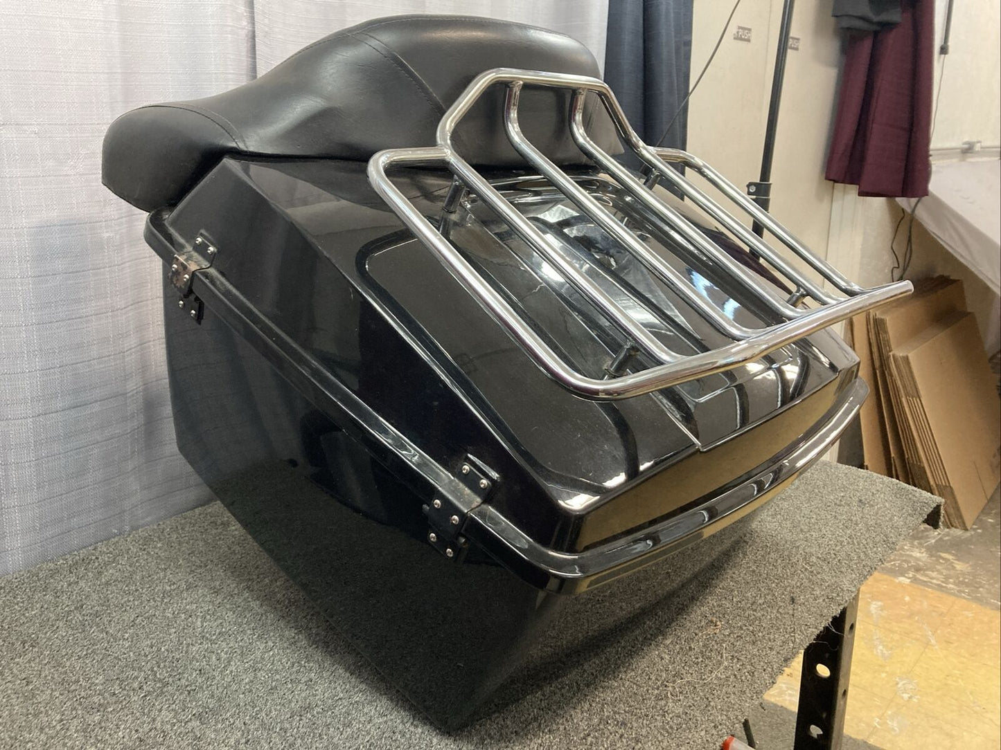 REPLACES HARLEY DAVIDSON BLACK TOUR PAK TRUNK PAK W/BACKREST AND TOP RACK