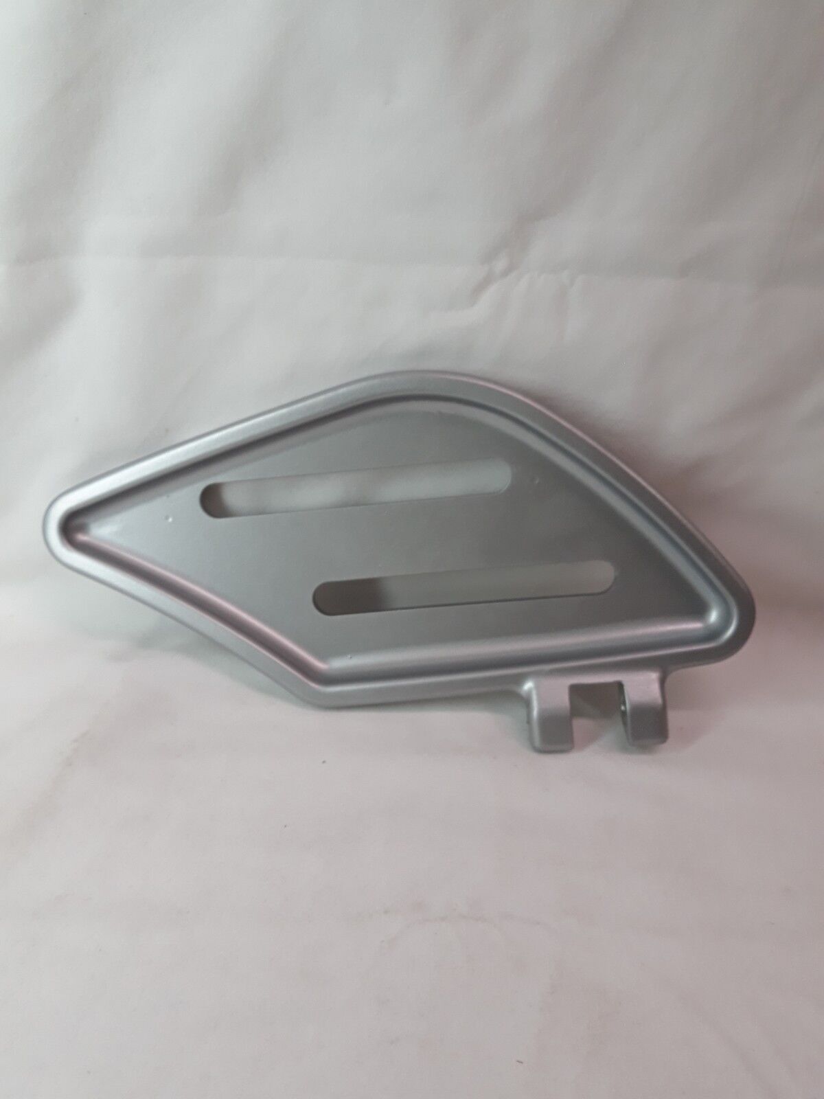 NEW POLARIS VICTORY Motorcycle Passenger FLRBRD MACH LH VIS Silver 5137338-385