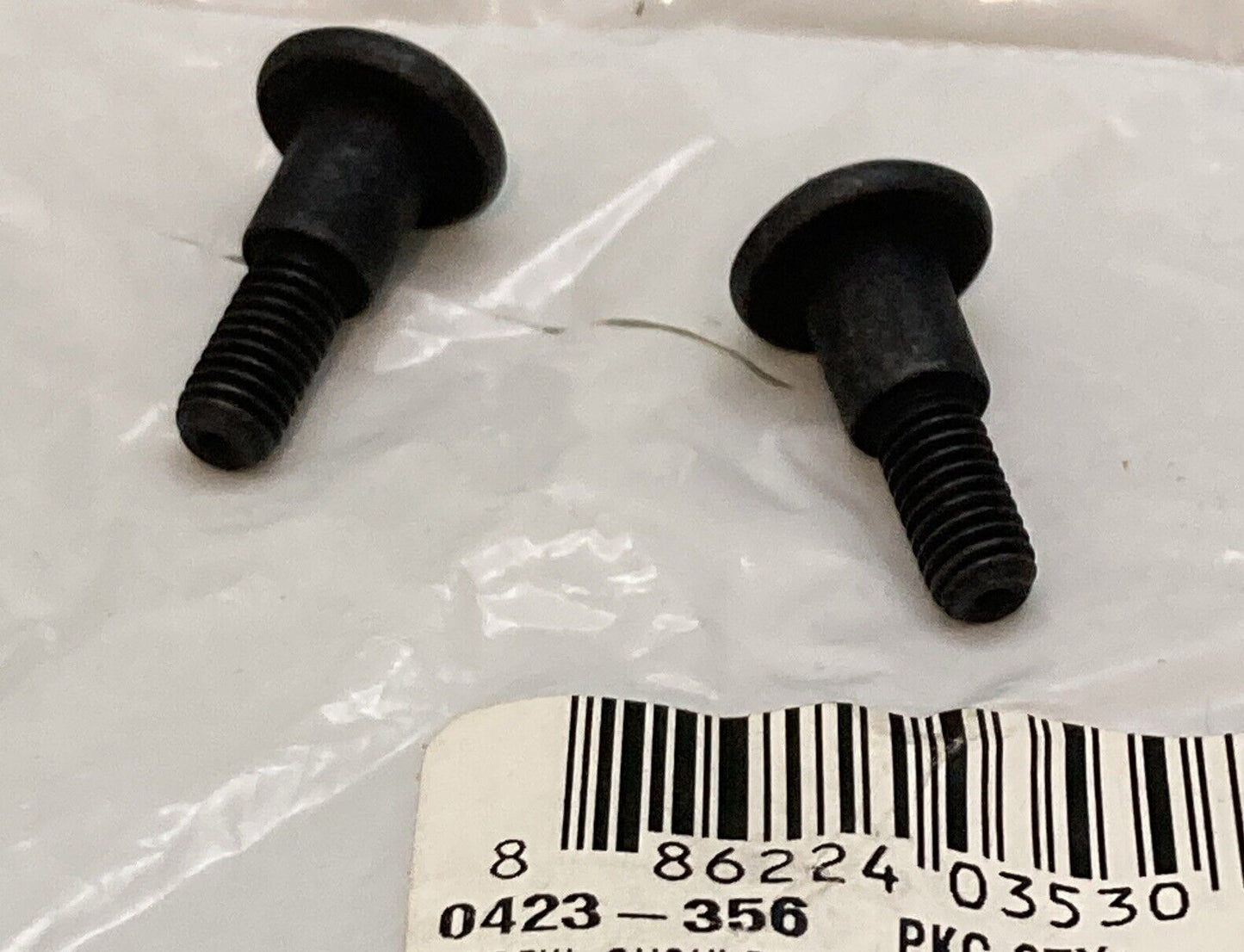 QTY 2 NEW REPLACES ARCTIC CAT 0423-356 Screw, Shoulder