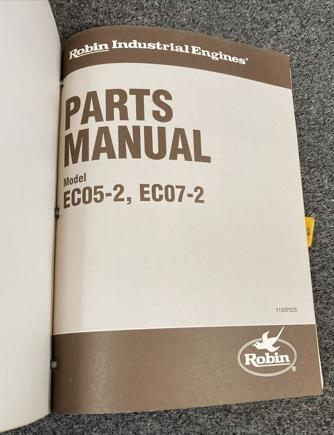 QTY 21 GENUINE ROBIN INDUSTRIAL ENGINES PARTS MANUALS