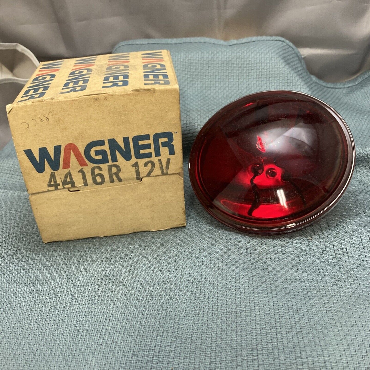 NEW WAGNER 4416R REPLACEMENT BULB, RED, 12V