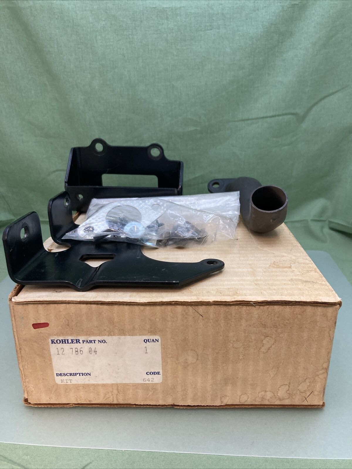 GENUINE KOHLER 12 786 04 KIT; MUFFLER MOUNT