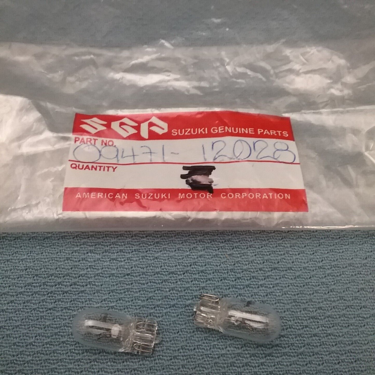 QTY 2 NEW GENUINE SUZUKI , 09471-12028, BULB (12V, 3.4W), 1980-2019