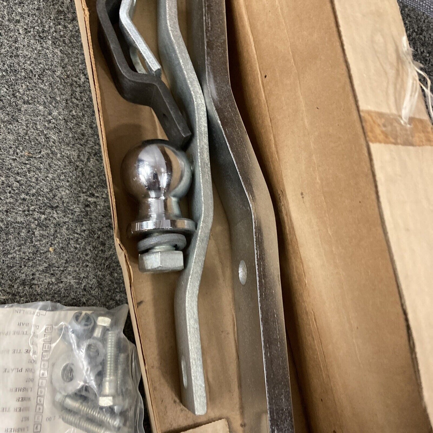 NEW GENUINE GM 994634 TRAILER HITCH WITH BALL GR 7.068