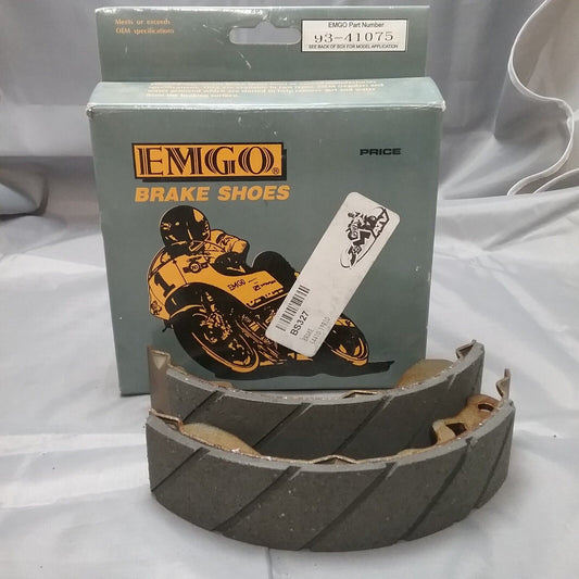 NEW EMGO 93-41075 GROOVED REPLACEMENT BRAKE SHOES
