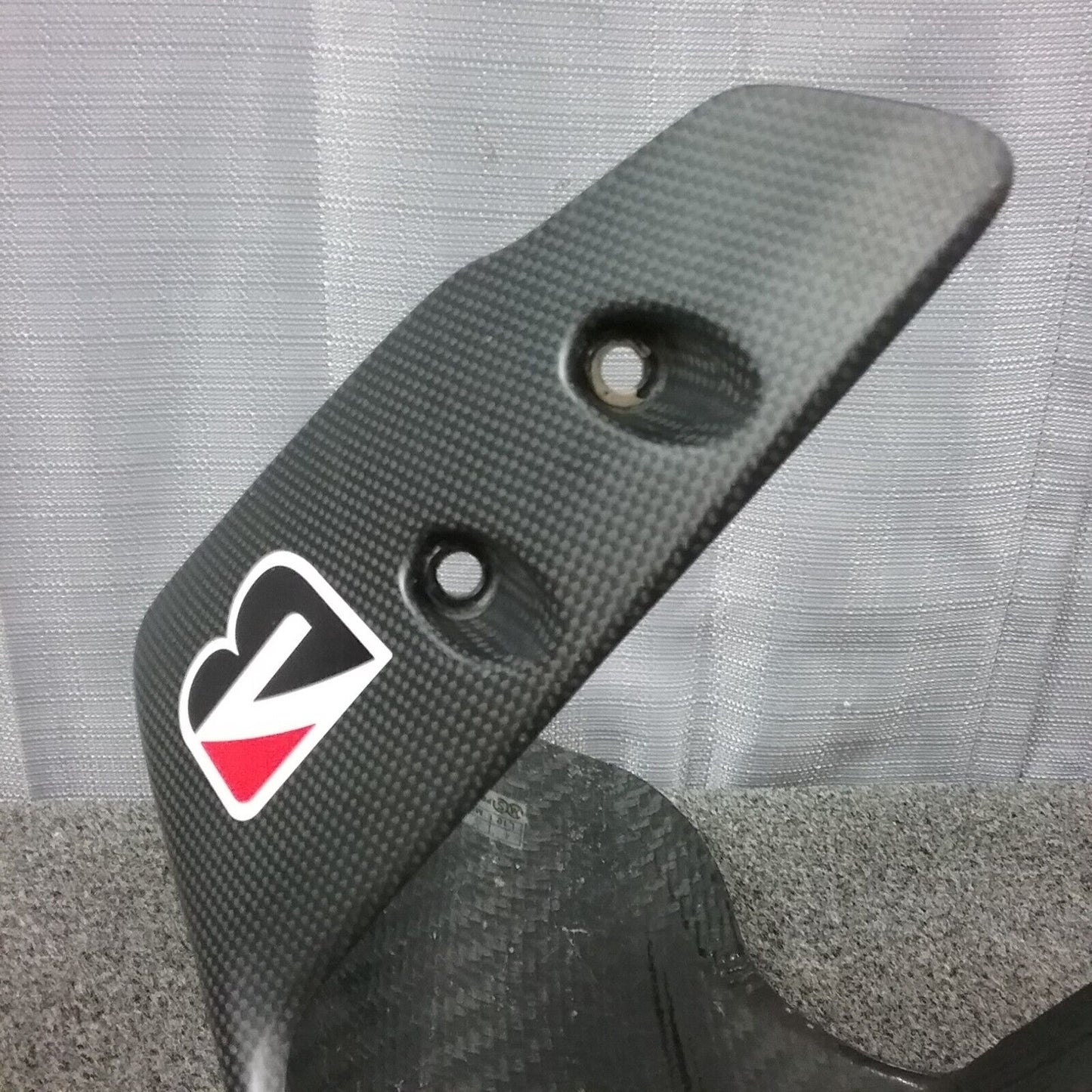 GENUINE DUCATI 564.2.098.1A Front Mudguard Carbon Superbike 1199 Panigale 2012