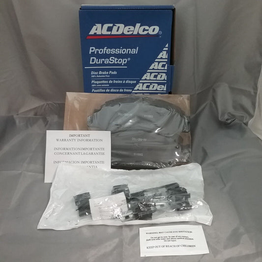 NEW ACDELCO 17D1367CH Pad Set, Front Disc Brake GM 19241581