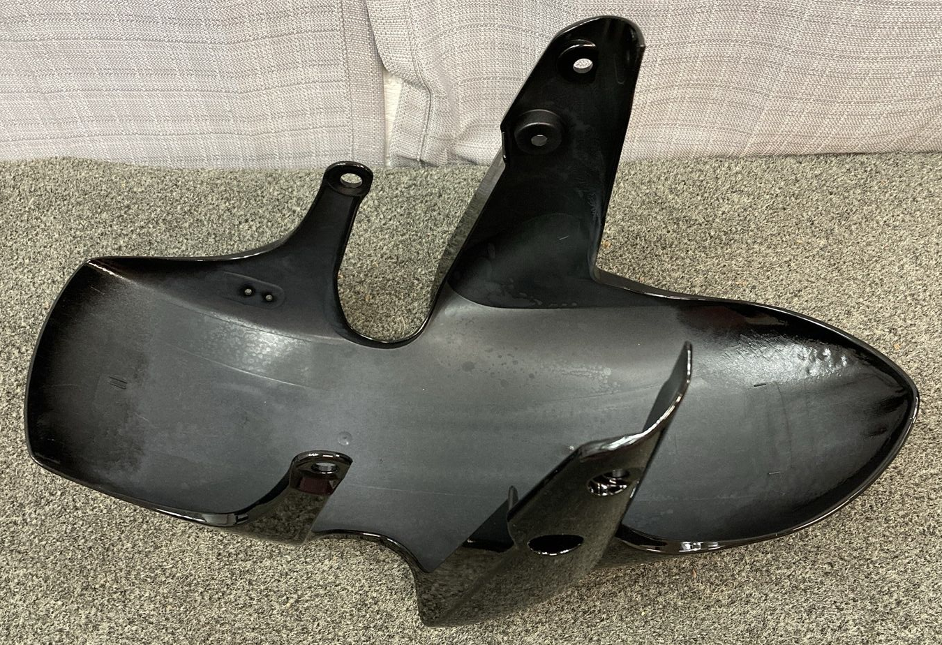 NEW GENUINE SUZUKI 53100-04K41-YVB Fender front (black)