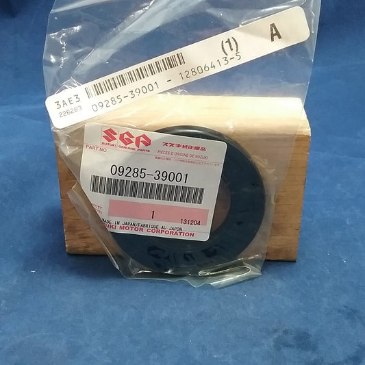 NEW GENUINE SUZUKI 09285-39001 SEAL 39X65X7 REAR WHEEL GSX-R750 GSX-R600 TL1000