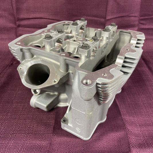 GENUINE HARLEY DAVIDSON 16989-01K V-Rod Rear Cylinder Head Assembled Appears New