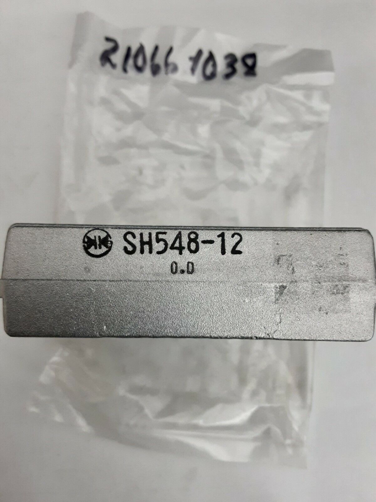 NEW GENUINE KAWASAKI 21066-1038 REGULATOR-VOLTAGE ZX550 ZX750 Voyager ZN1300