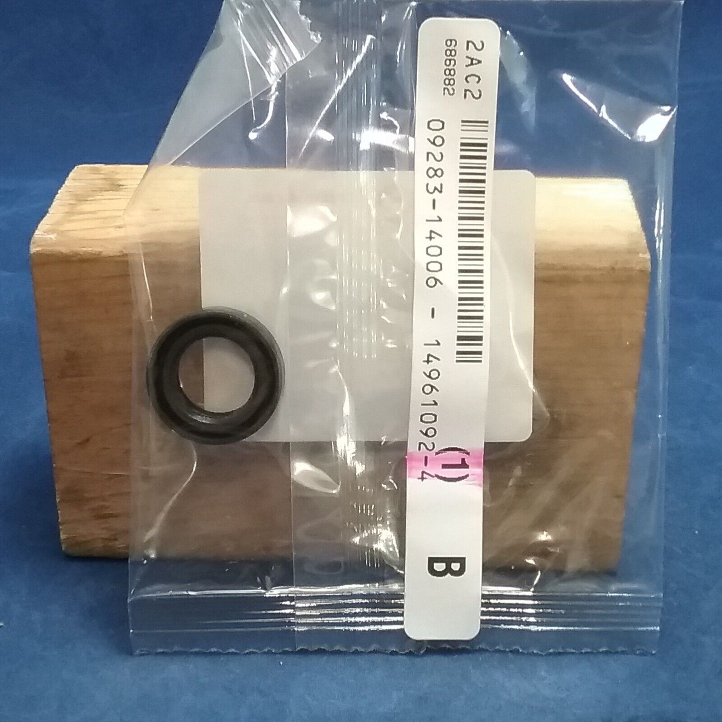 NEW GENUINE SUZUKI 09283-14006 OIL SEAL 14X22X6 GEAR SHIFTING RM125 RM250 RM80