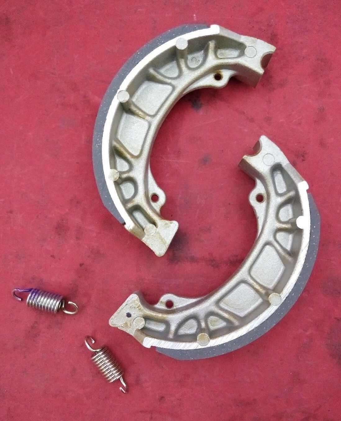 EBC Brakes 303 Brake Shoe / With Original Style Spring Set