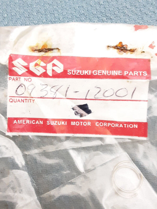 NEW GENUINE SUZUKI 09381-12001 CIRCLIP S32-2 AS50 AC50 F50 T125 TS50 GT185 MT50