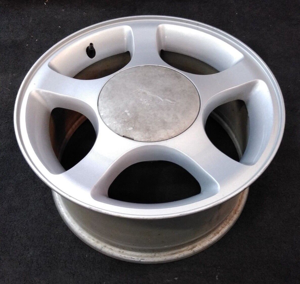 '99-'00 Ford Mustang 16" Wheel/Rim XR33-1007-GA / 16"x7"