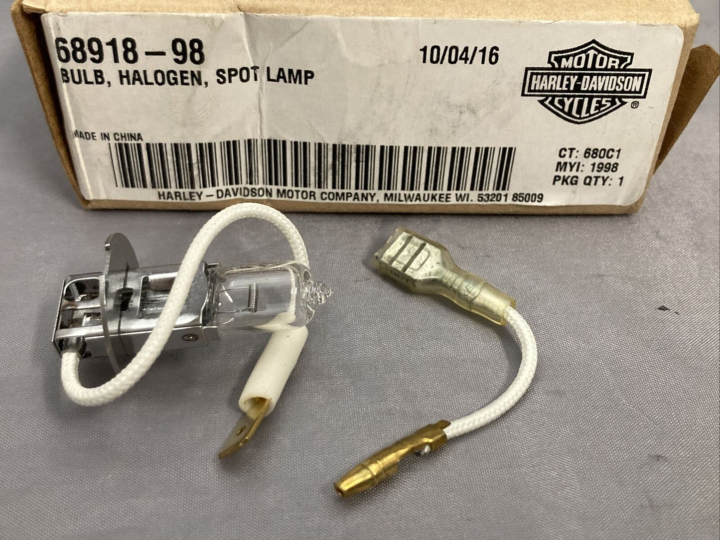 NEW GENUINE HARLEY DAVIDSON 68918-98 BULB HALOGEN SPOT LAMP