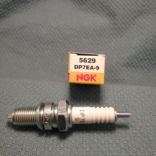 QTY 2, NEW NGK DP7EA-9 Nickel Spark Plug 5629 YAMAHA DP7-EA900-00-00 TT600 85-86