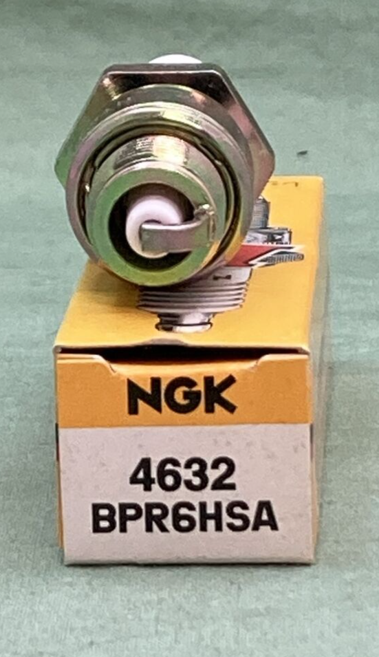 QTY 2 NEW NGK 4632 BPR6HSA SPARK PLUG