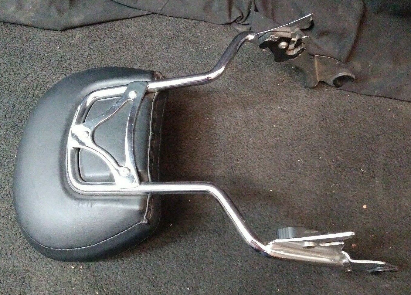 2008-2017 Harley Davidson FLHX FLTRX Backrest Sissy Bar With Pad Quick Detach